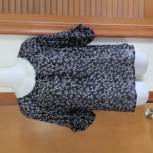 NEW Ann Taylor Loft Black Cream Floral Top XS